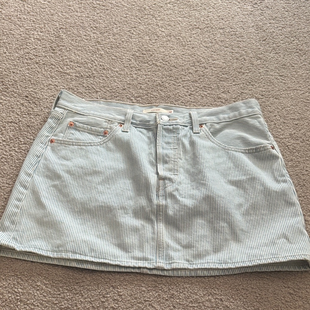 Levi’s Icon Skirt Striped Denim Mini size 30